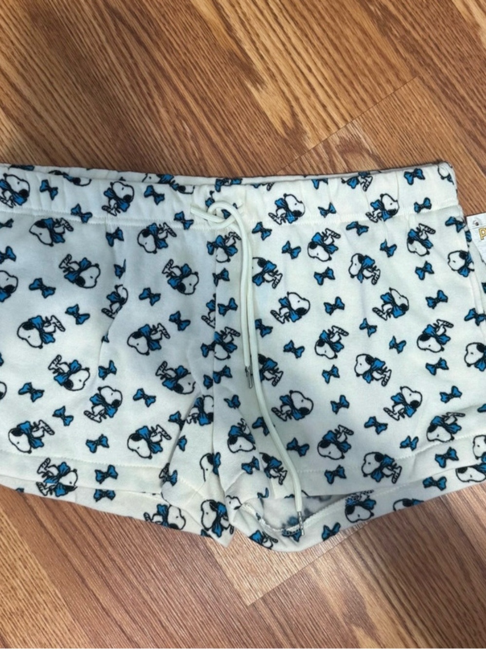 Peanuts Snoopy & Bows Fleece Lounge Shorts